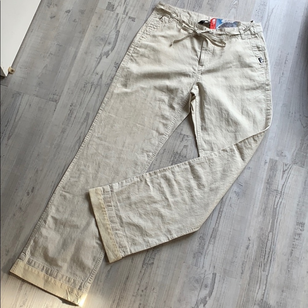 NWT The North Face Destination Pants Beige Stripe